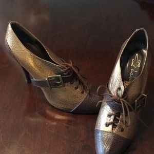 Leather bronze and brown high heels bootie